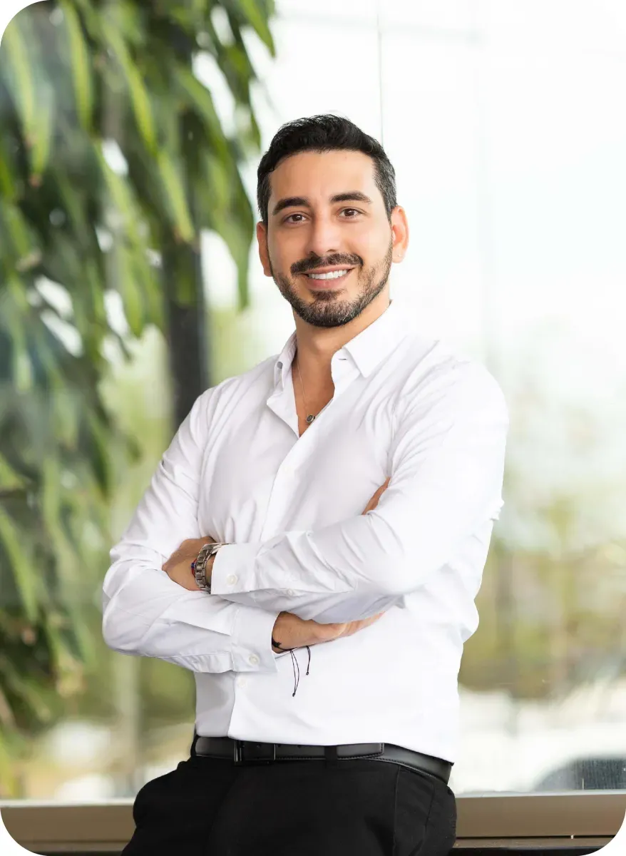 Lic. Miguel González Ayala